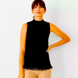 ANN TAYLOR fringe sweater shell. Medium